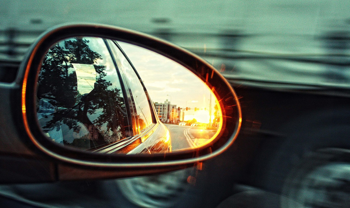 ¿Qué hacer si te rayan el coche en la calle?